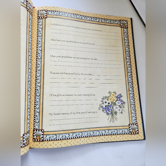 Grandmother DIY Keepsake Book - Picture 7 of 8